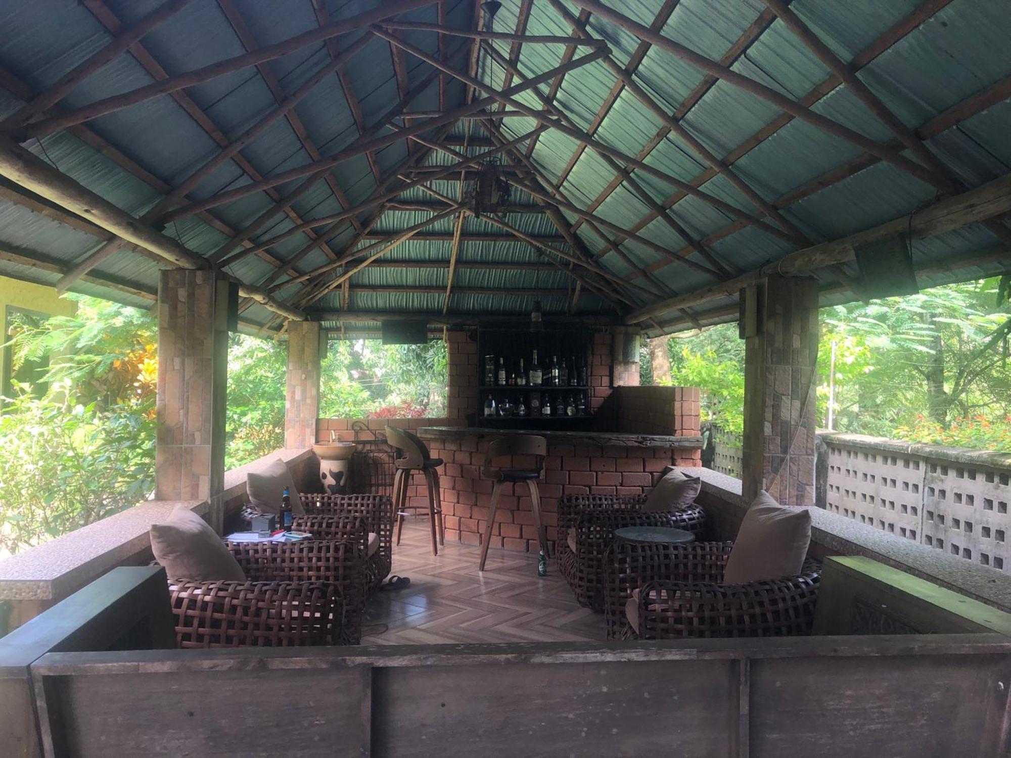 Tatys Homestay Дар-эс-Саламе Экстерьер фото